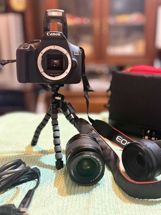 Canon EOS 2000D – Kit Completo, Como Novo!