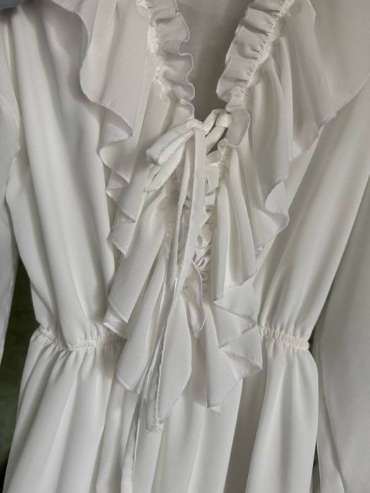 Продам білу сукню