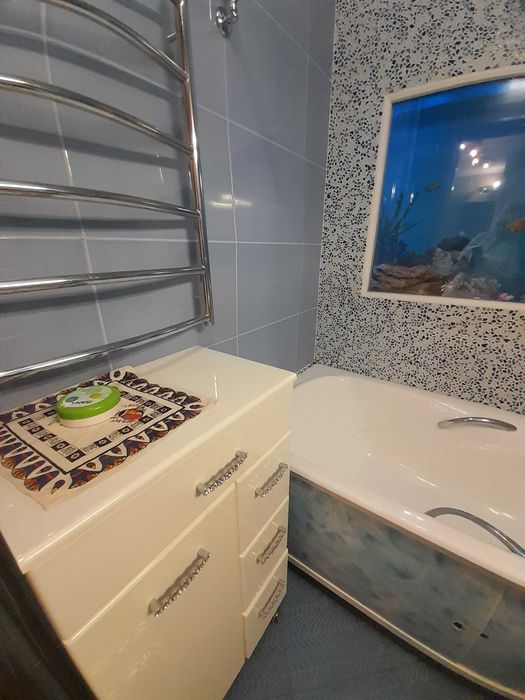 2 кімнатна квартира у центрі Вишневого