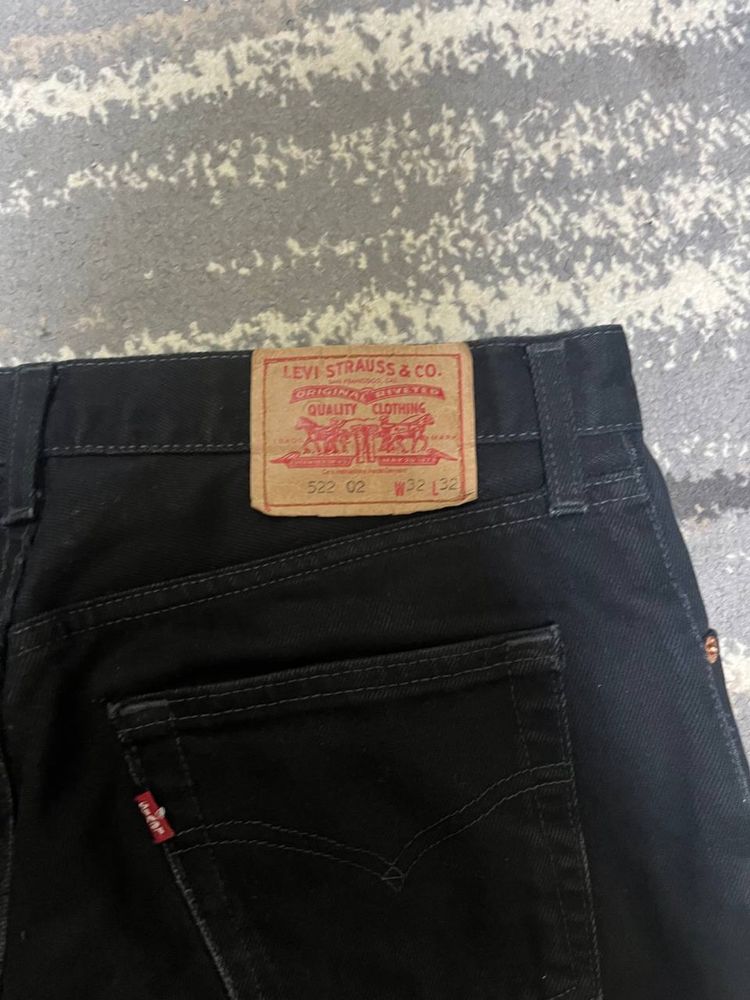 Джинсы Levis 505