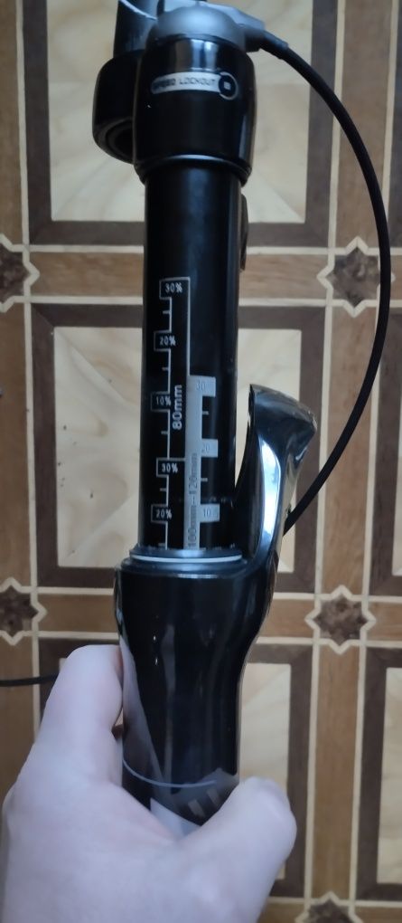 Продам переднию вилку на 29" колесо