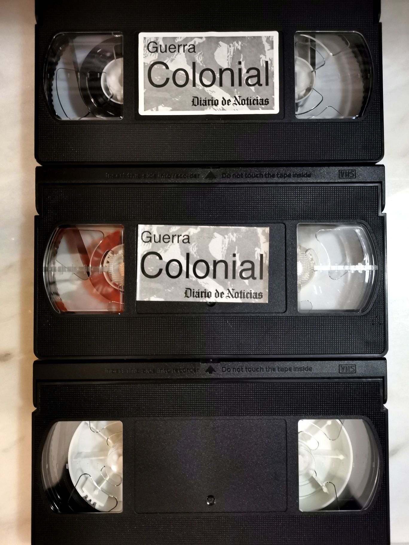 6 Cassetes VHS Coleção "Guerra Colonial" do Diario de Noticias