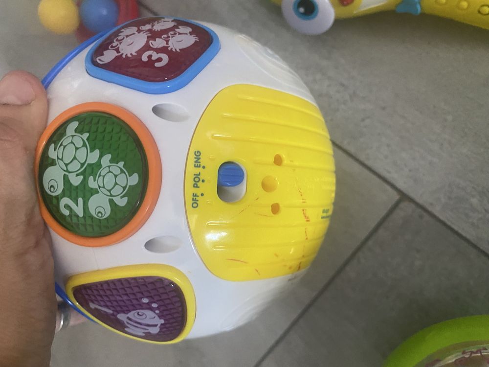 Zabawki dla maluszka grajaca kula, mikrofon, gadajacy  mlotek tablica