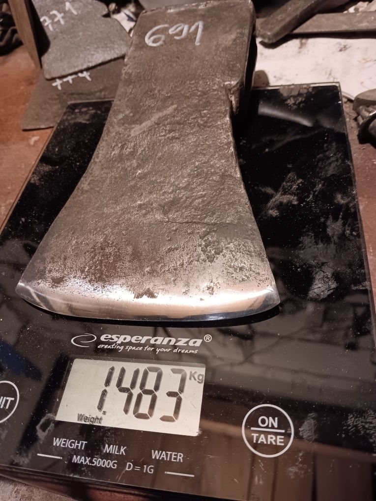 Stara siekiera 1.48kg