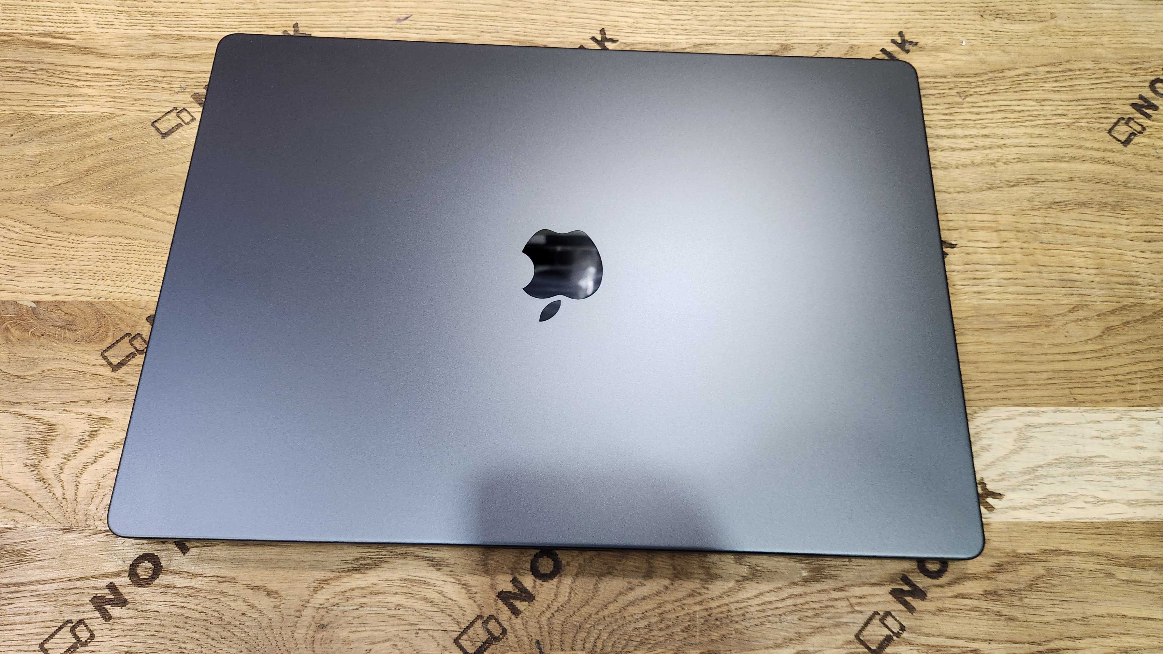 Apple MacBook Pro 16" M3 Max 2023 36GB/1TB (MRW33 A2991) LIKE NEW MDM