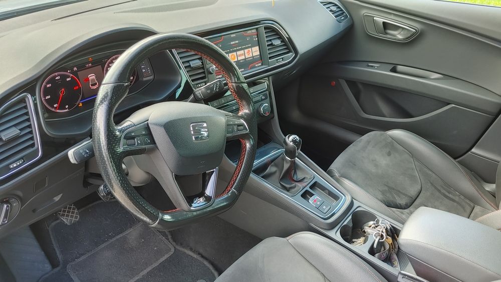 SEAT LEON FR LIFT 2.0 tdi Biała Perła Virtual Cocpit Radar Ful Led