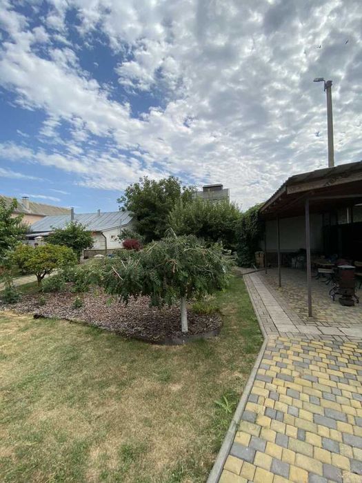 Продам шикарный дом район Горбаневка