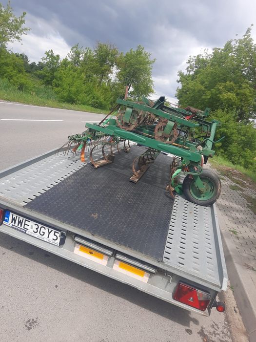 Wynajem lawety, usługi lawetą, przewóz aut maszyn