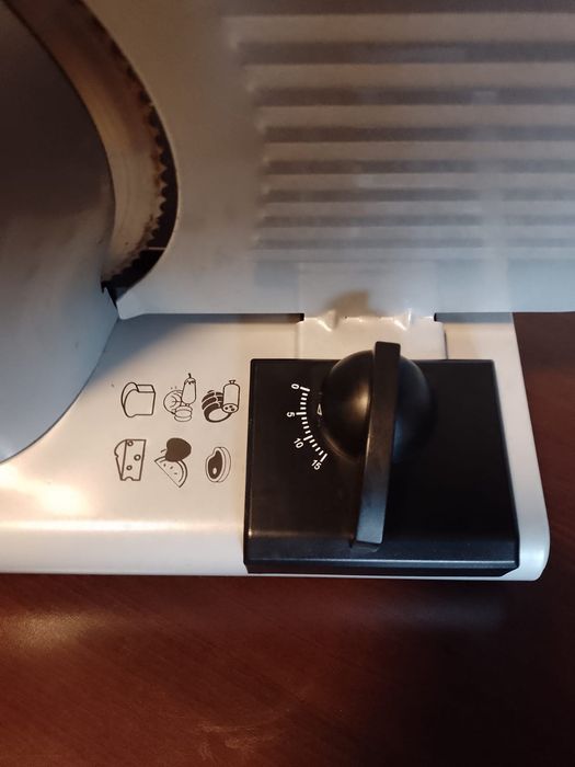 Krajalnica jak  nowa !.