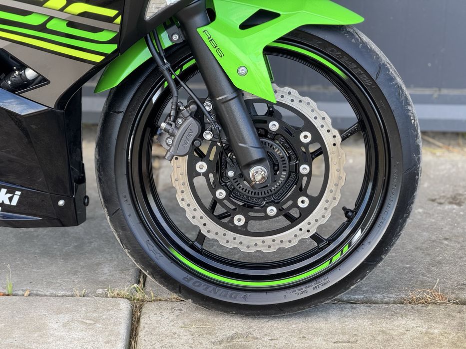 Kawasaki NINJA 400 ABS Motozet