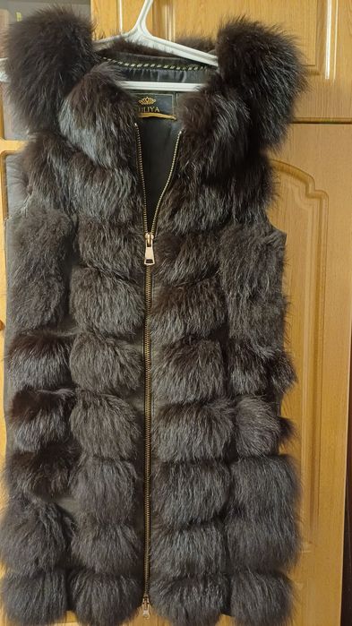 Безрукавка  меховая натуральная