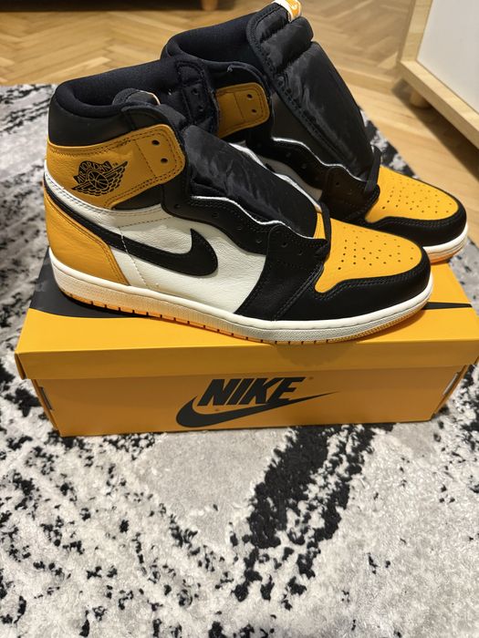 Jordan 1 taxi.