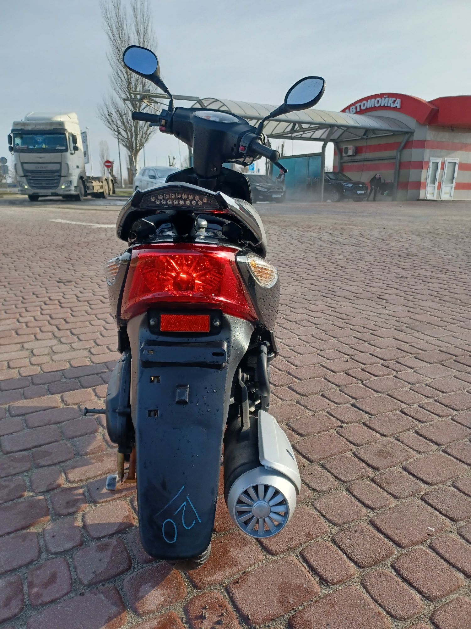 Продам скутер YAMAHA JOG 39 ZR