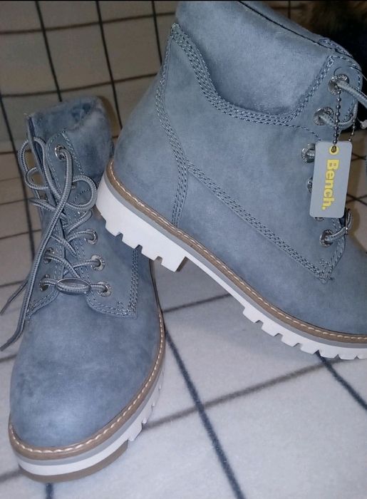 Продам осінні ботінки з Німеччини бренду Bench розмір 36-37
