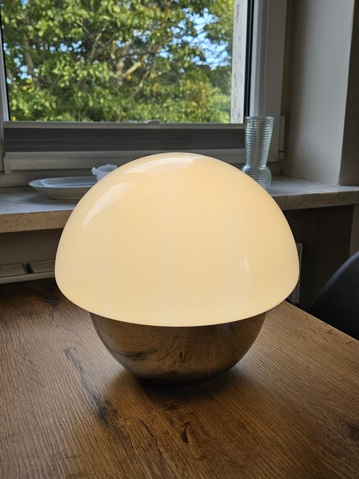 lampa stołowa Zara