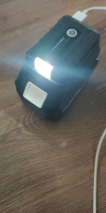 Насадка адаптер для АКБ Макіта