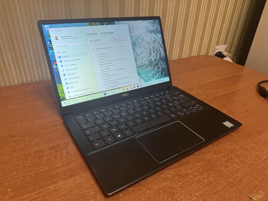 Ноутбук Dell Vostro 5390 core i5 8gen