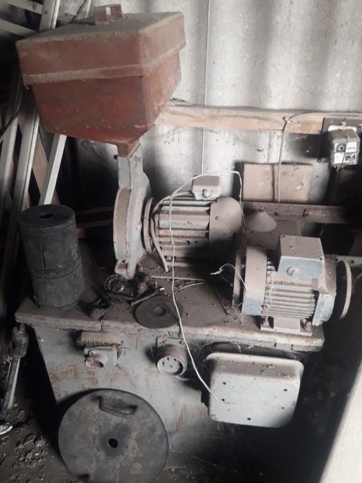 Зерноизмельчитель, млин, электродвигатель, точильный станок, СССР