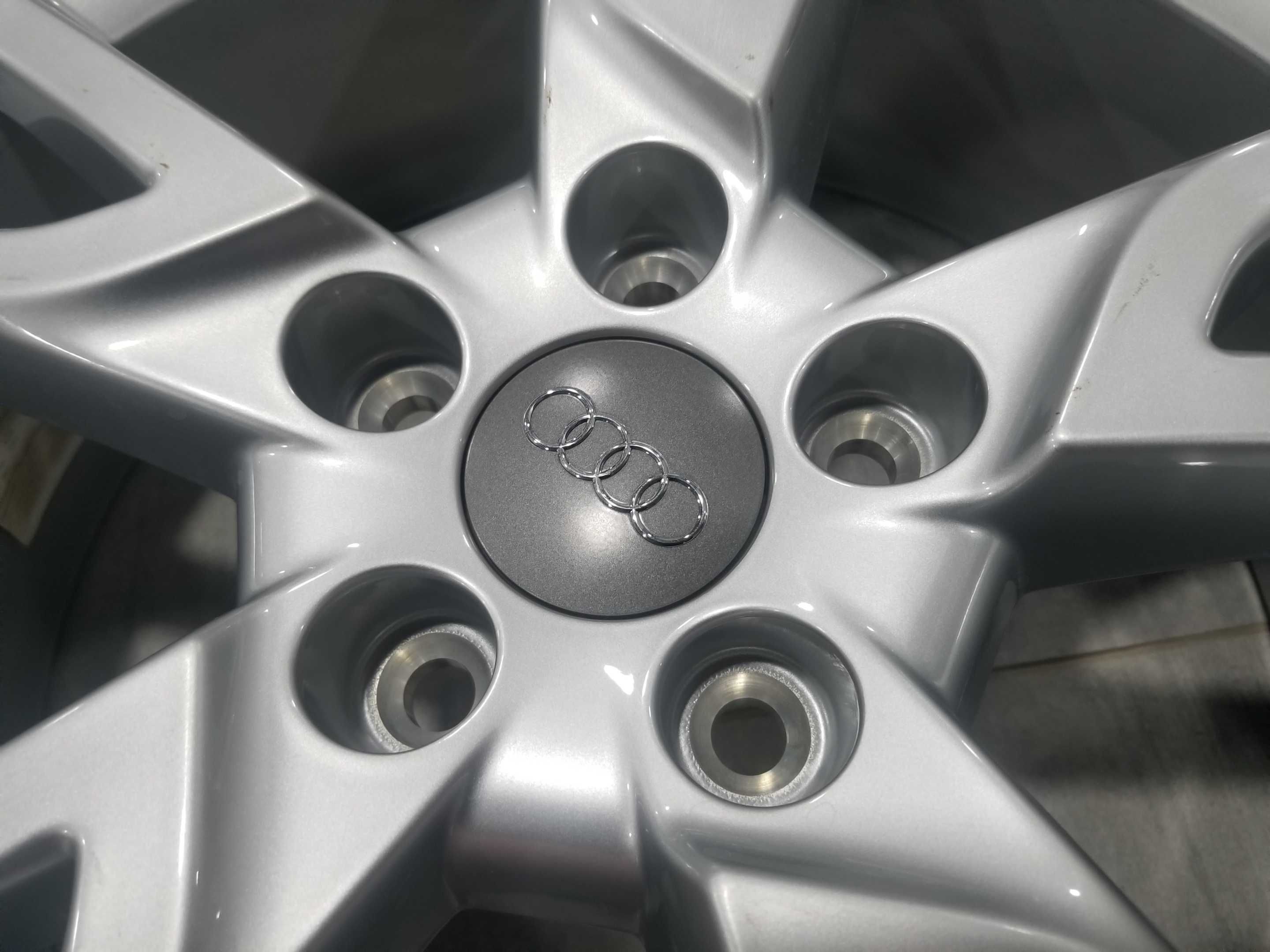 Диски НОВІ оригинальні  Audi 5/112 R17 6,5J ET33  dia57.1mm