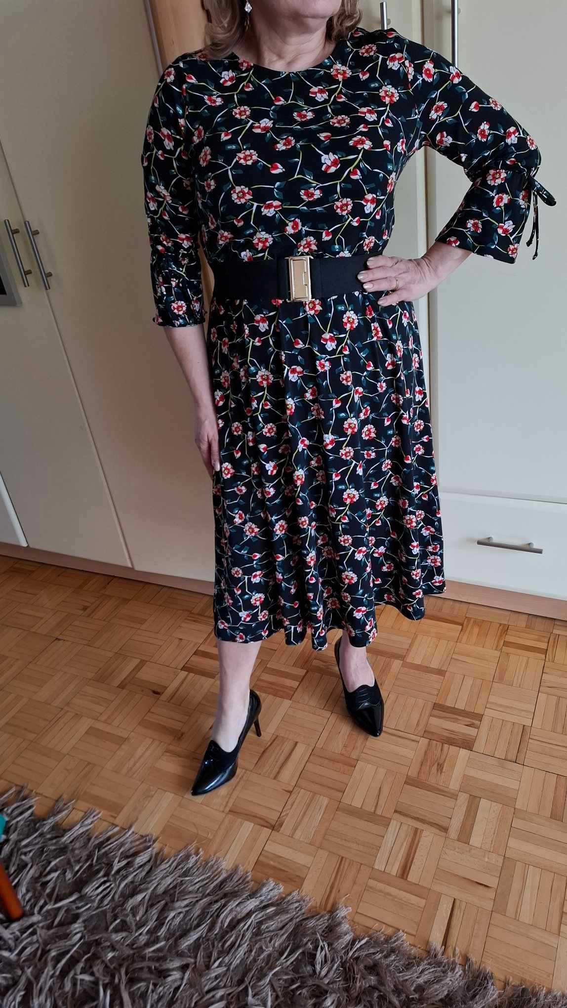 Sukienka z rękawem V by Very roz.36-44