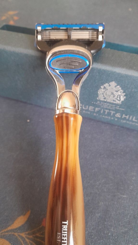 Truefitt & Hill Maszynka Do Golenia Wellington Faux Horn Fusion Razor