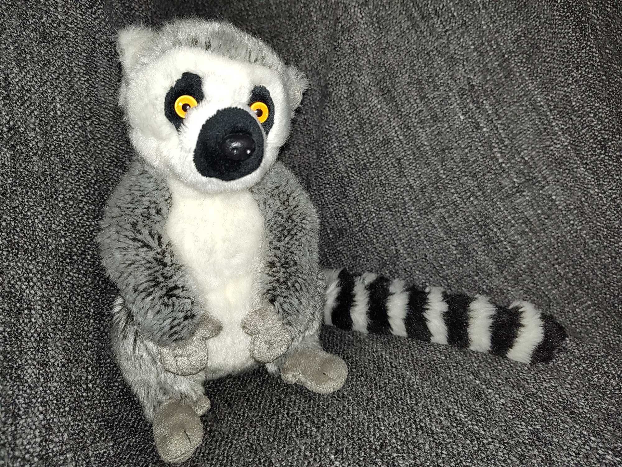 LEMUR ROXI Maskotka pluszak kolekcja lemurów 22 cm Jak nowa!