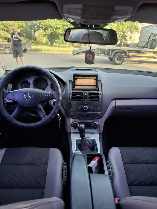 Продам Mercedes Benz C-Class 2008року