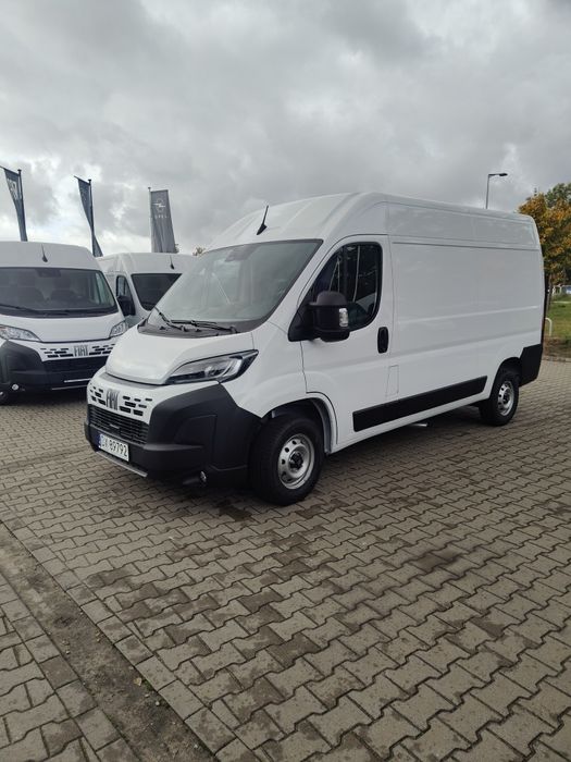 Wynajem przyczep lawet przyczepka motocyklowa przyczepki aut busów