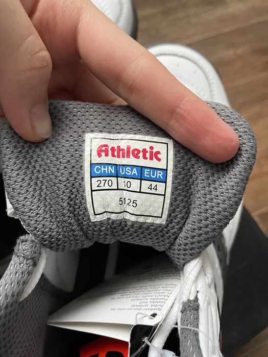 Чоловічі кросівки Athletic (нові)