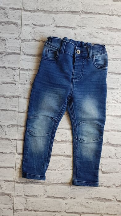 Spodnie dżinsowe dla chłopca z regulacją, ubranka, rozmiar 92-98
