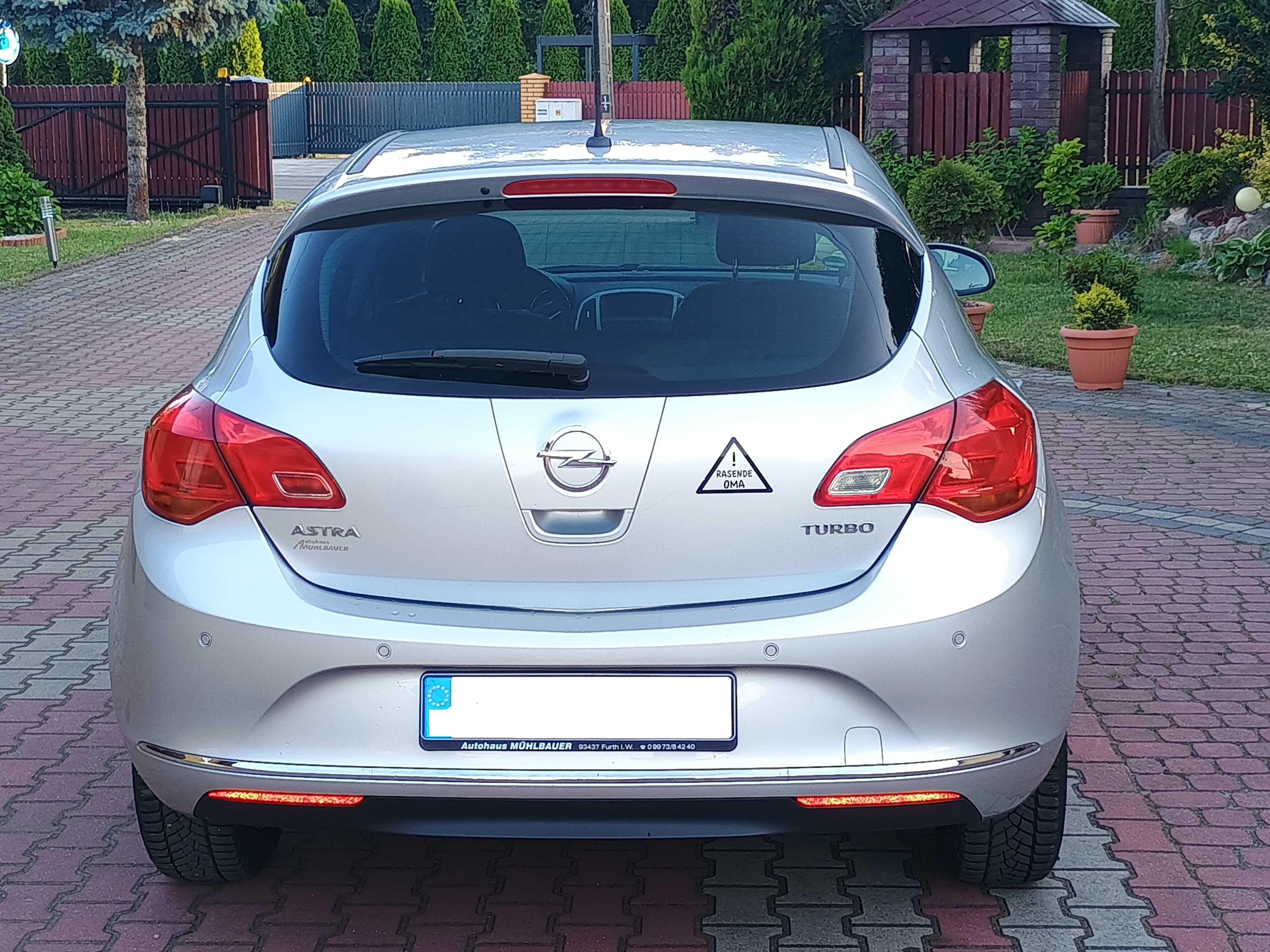 Opel Astra J 1,4T 140 KM BENZYNA 2013r