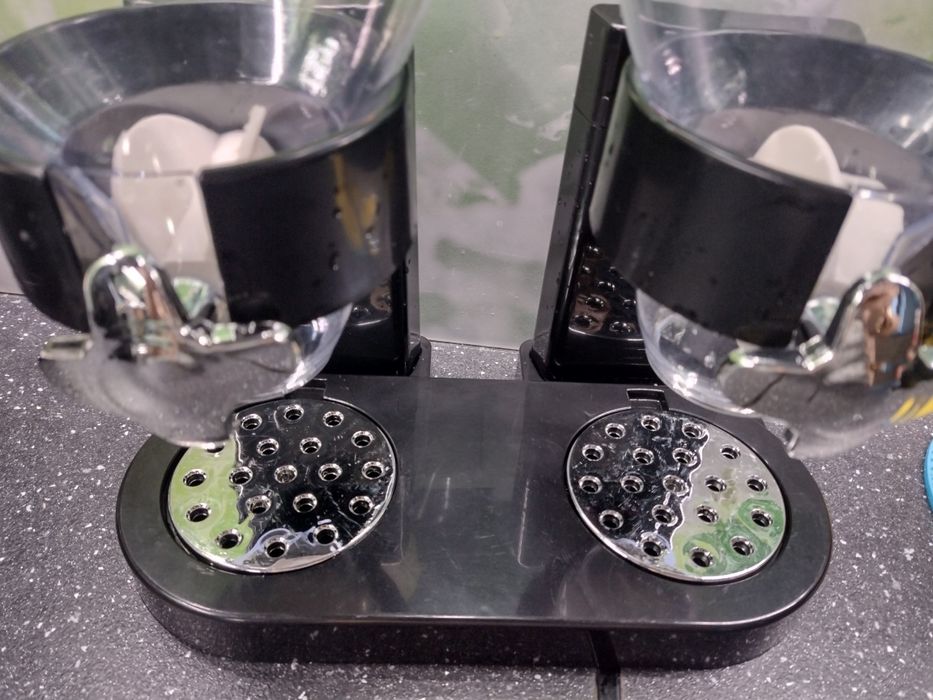 Podajnik płatków dozownik płatki produkty sypkie