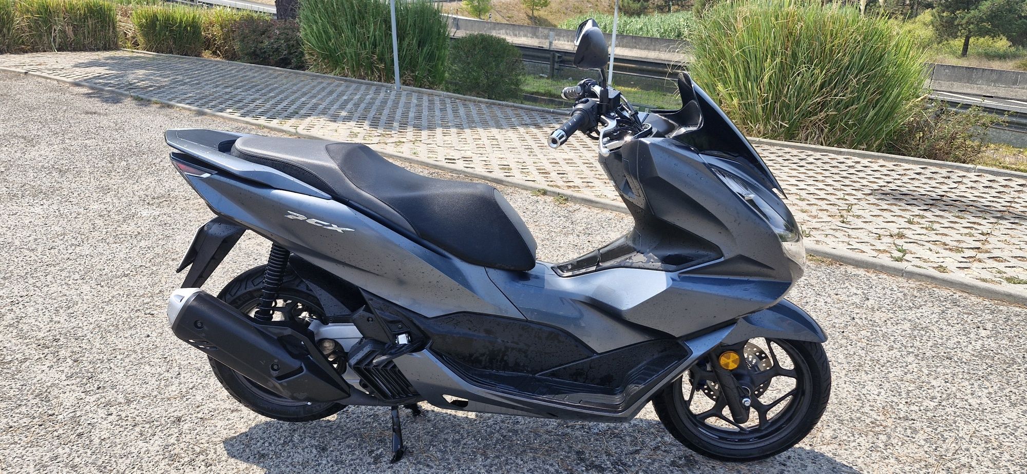 Honda PCX 125 - impecável