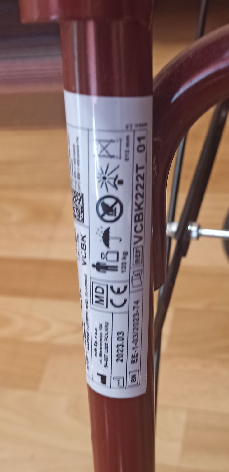 Chodzik czterokołowy z siedziskiem VITEA CARE ROSE