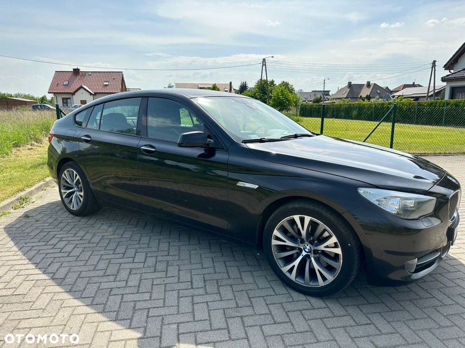 BMW GT5 2010 head up 300KM