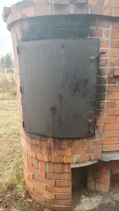 Wędzarnia - piec do pizzy drzwiczki metalowe