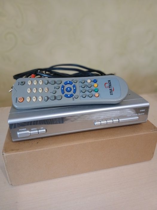 Тюнер ТВ.Цифровий HD приймач супутникового тв.