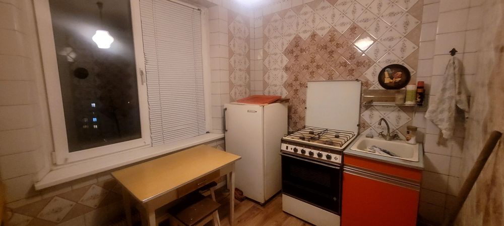 Сдаю 1-к, метро Хол.гора 3 минуты, ул.Холодногорская. 4