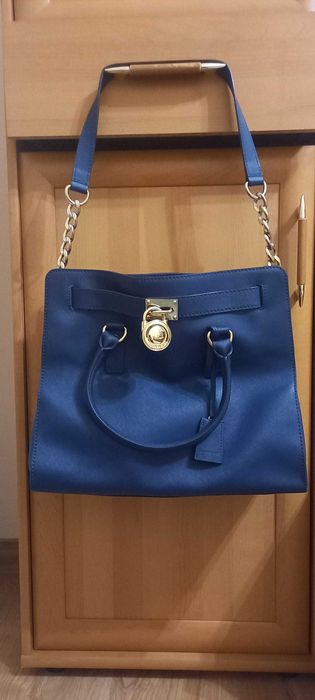 Michael Kors Hamilton na ramię do ręki granatowa torebka
