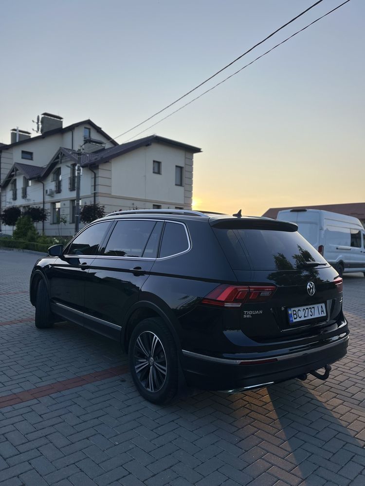 Продам Volkswagen Tiguan SEL