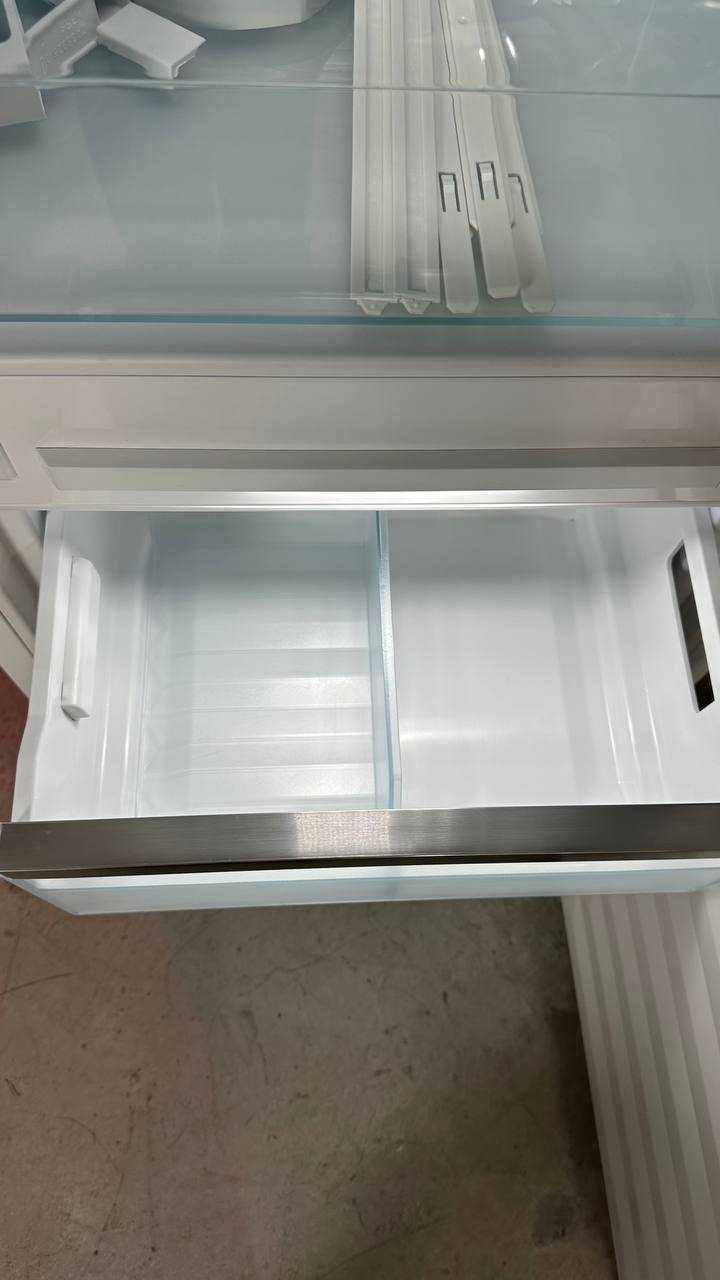 Новинка! Холодильник вбудований KFN7785D