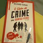 Livro O clube do crime das quintas feiras.