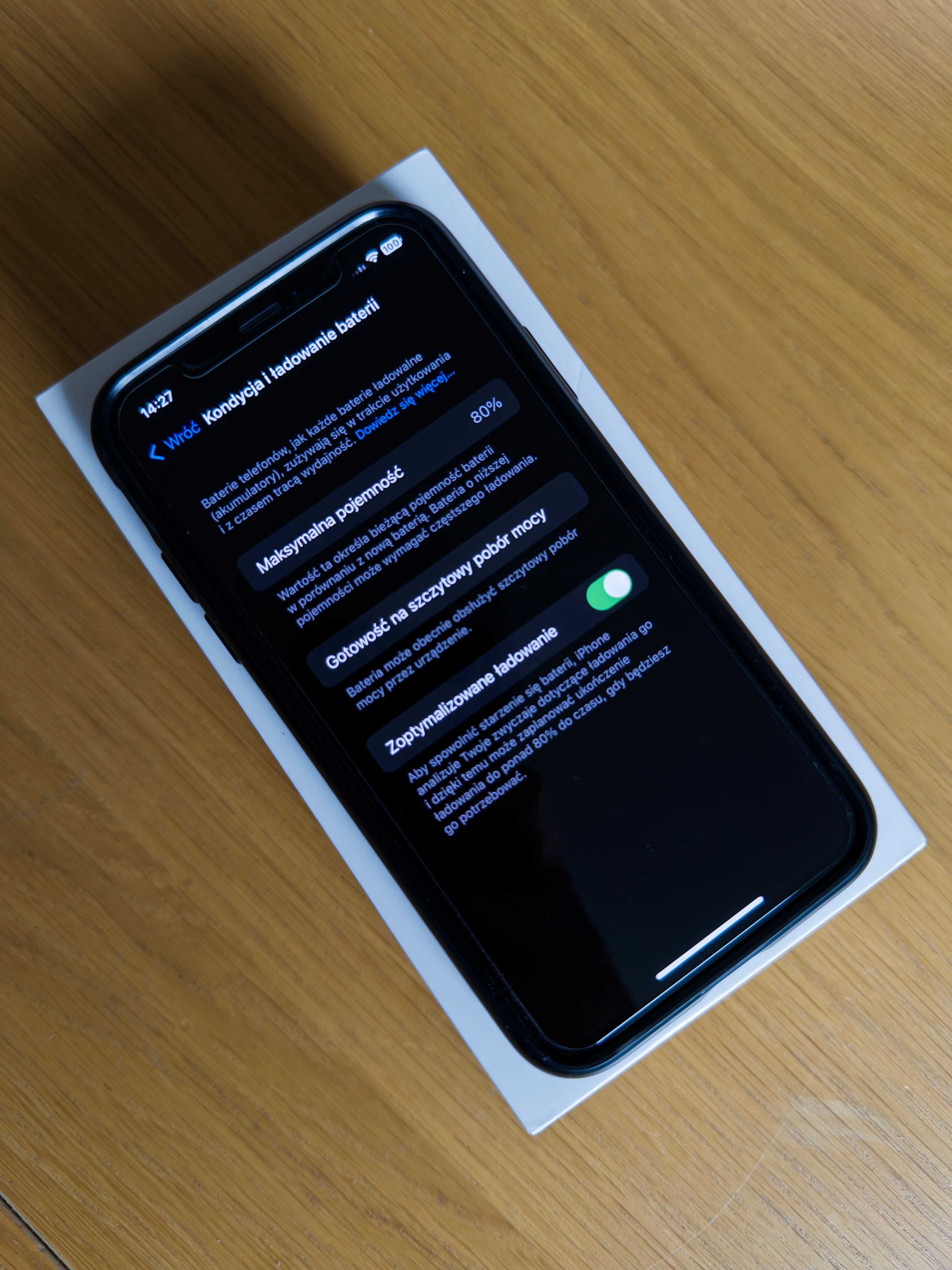 iPhone XS 64 GB z obudową Spigen