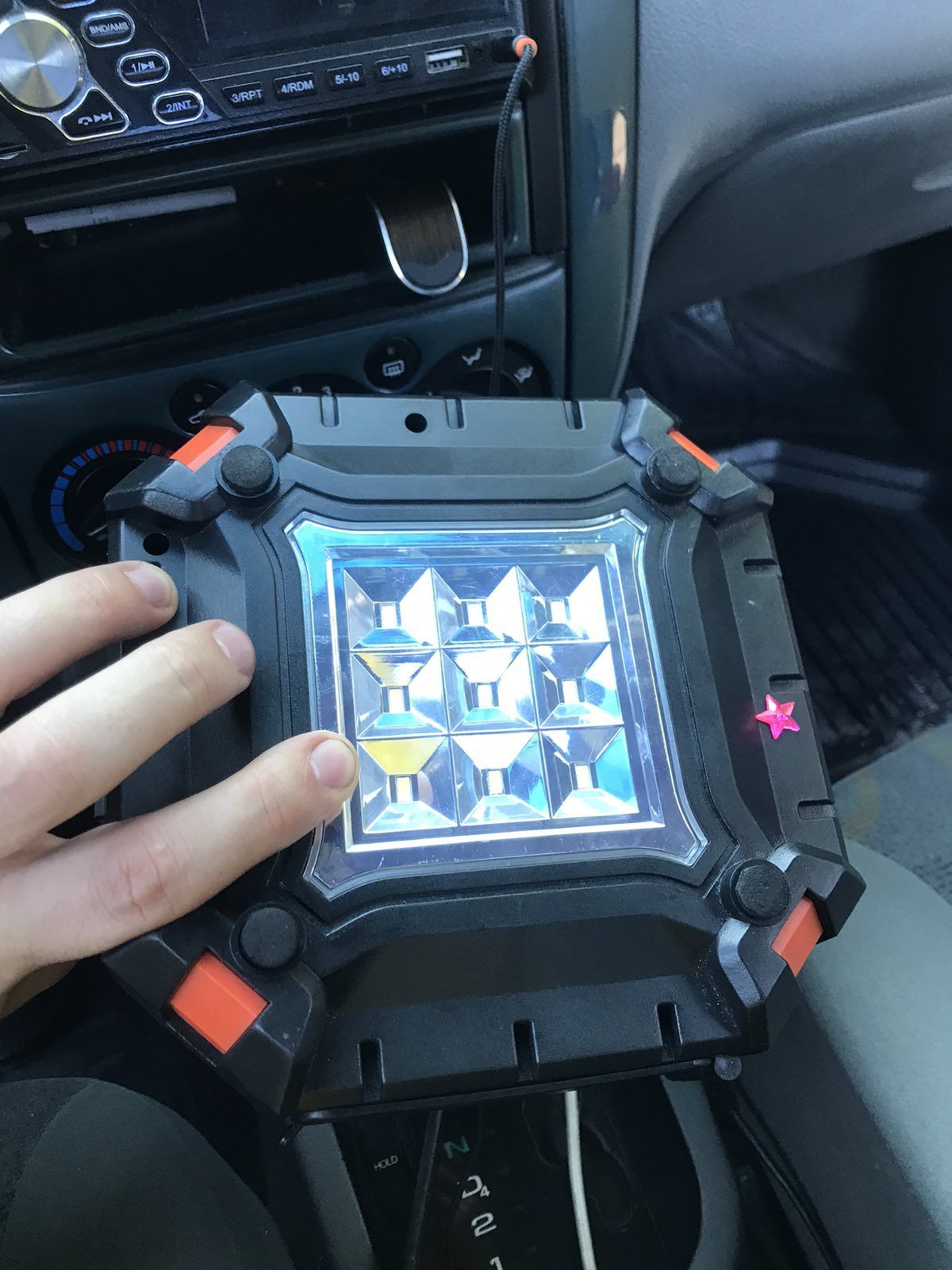 Портативный компрессор фонарик в автомобиль  Lofter