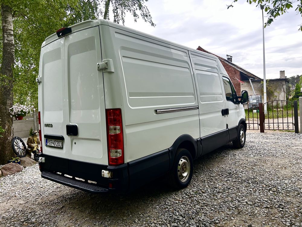 IVECO DAILY 2.3 diesel 2013r. Klima kamera stan bdb