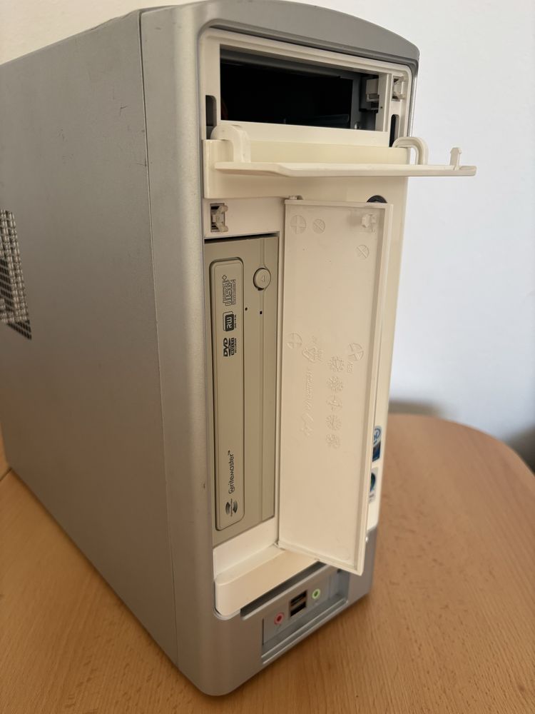 Komputer PC - C2D E6320 HDD 320GB - Retro - Windows Vista