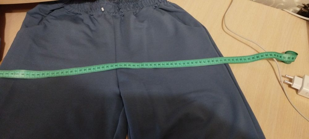 Продам жіночий спортивний костюм