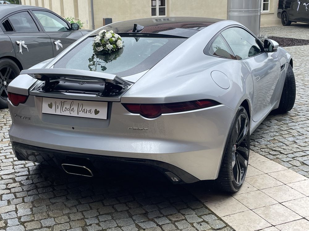 Auto do ślubu Jaguar F type