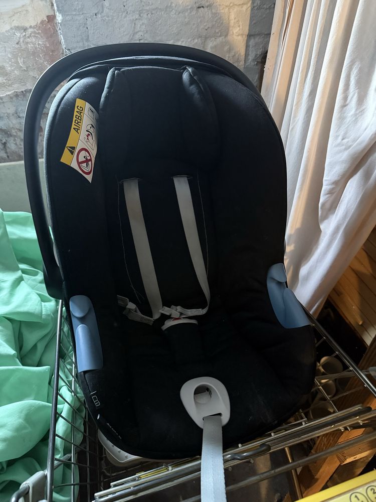 Nosidelko cybex aton B