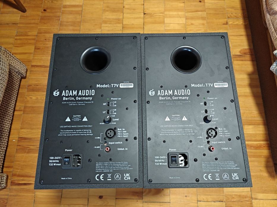 Adam T7V пара, студійні монітори